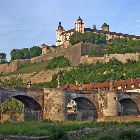 Central City Apartment - Direct View Of Main And Fortress Wurtzburgo Exterior foto